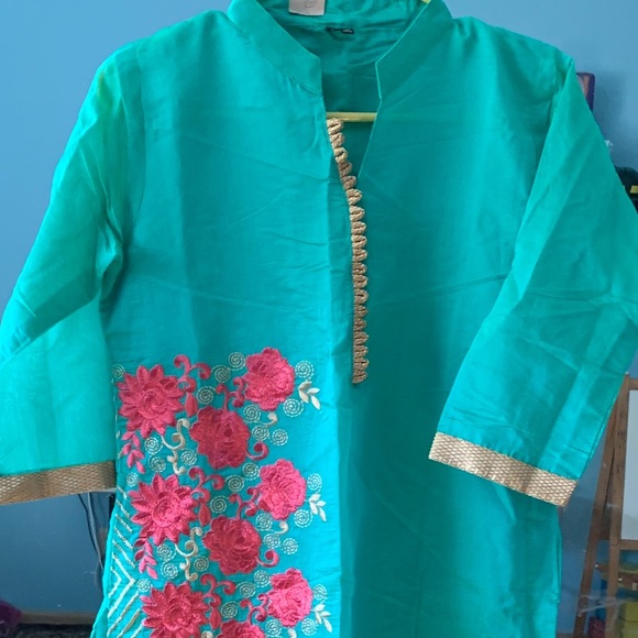 Dresses women - Picture 2 of 5